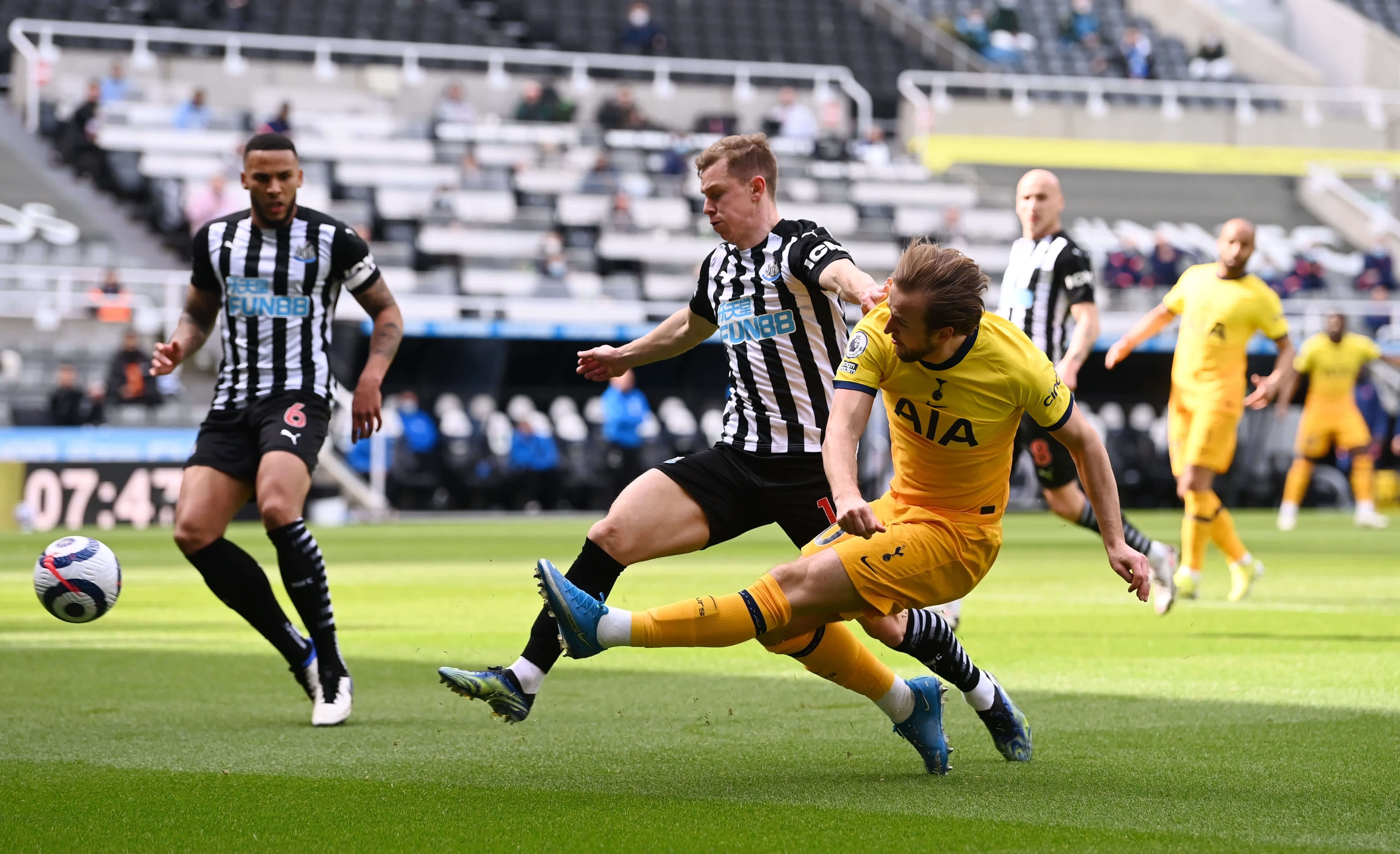 场上不遗余 场上不遗余